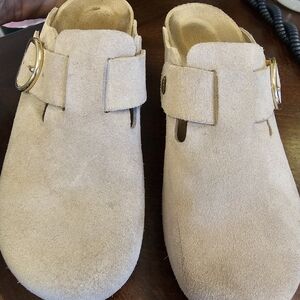 Beige Suede BIRKENSTOCK PAPILLO Clogs with Gold Buckle